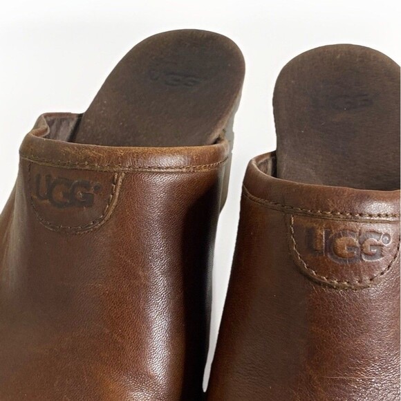 UGG #3201 Women's Brown Leather Studded Round Toe Heeled Clogs Sz 7  Wood Heels - Picture 9 of 9